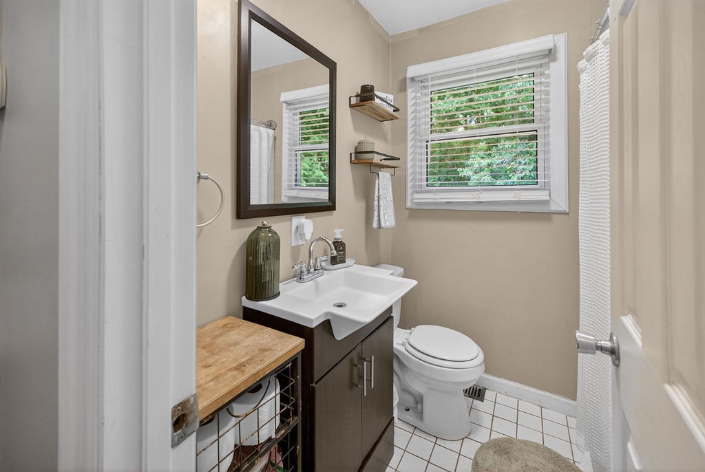 4976 Ridgetop Road Hampshire TN 38461