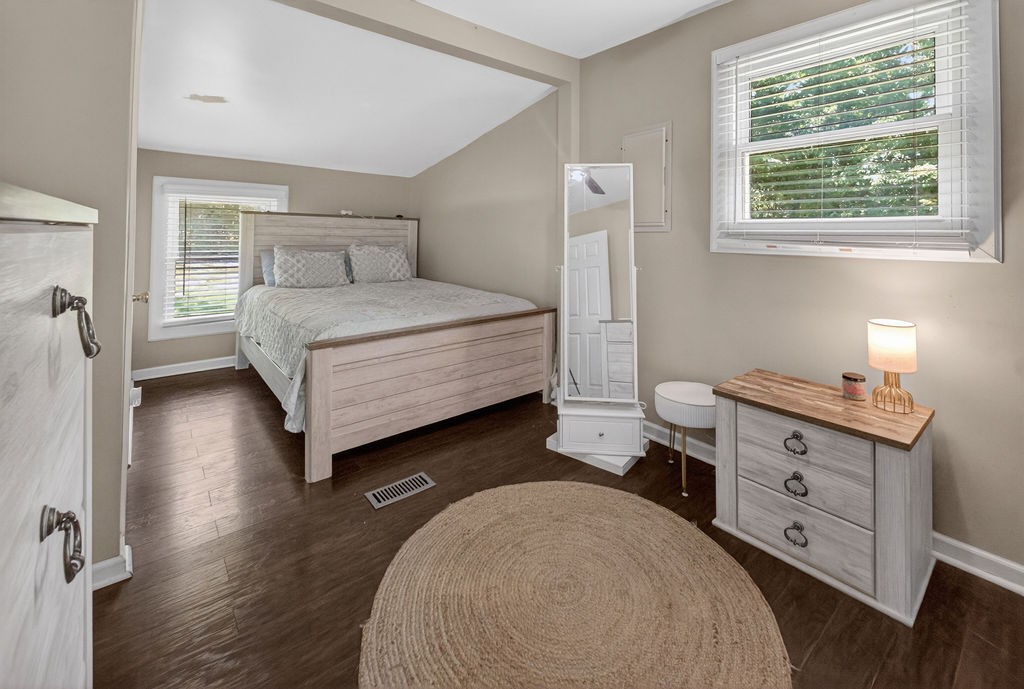 4976 Ridgetop Road Hampshire TN 38461