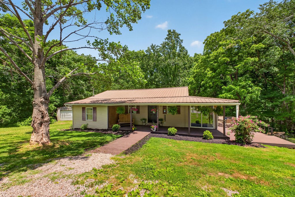 4976 Ridgetop Road Hampshire TN 38461
