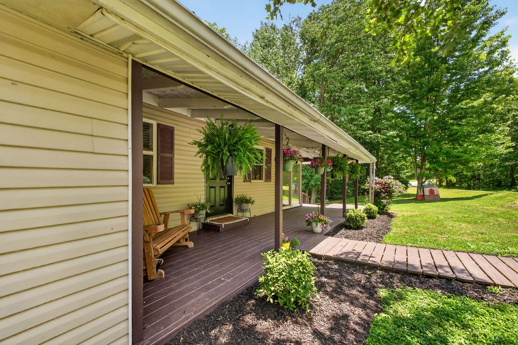 4976 Ridgetop Road Hampshire TN 38461