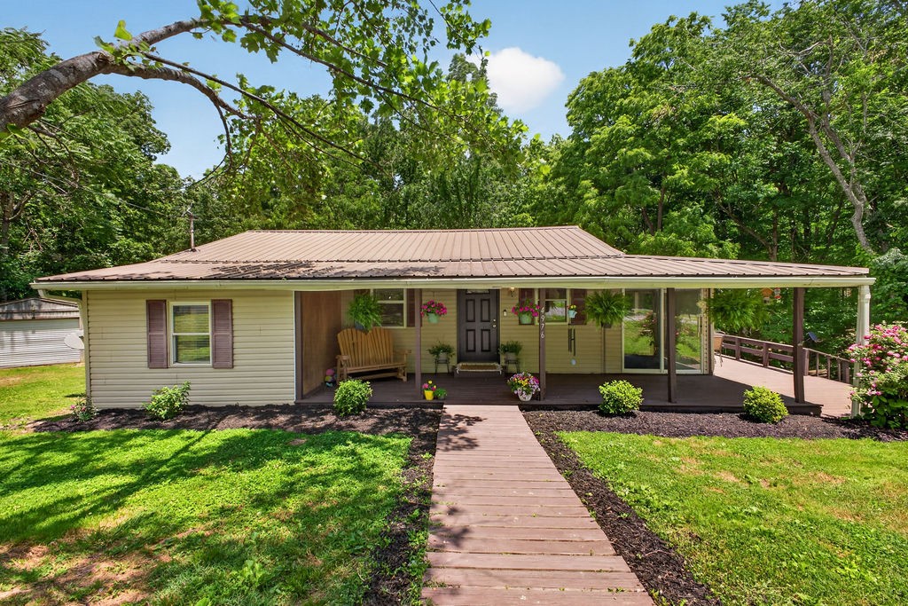 4976 Ridgetop Road Hampshire TN 38461