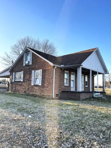 802 Red Boiling Springs Road Lafayette TN 37083