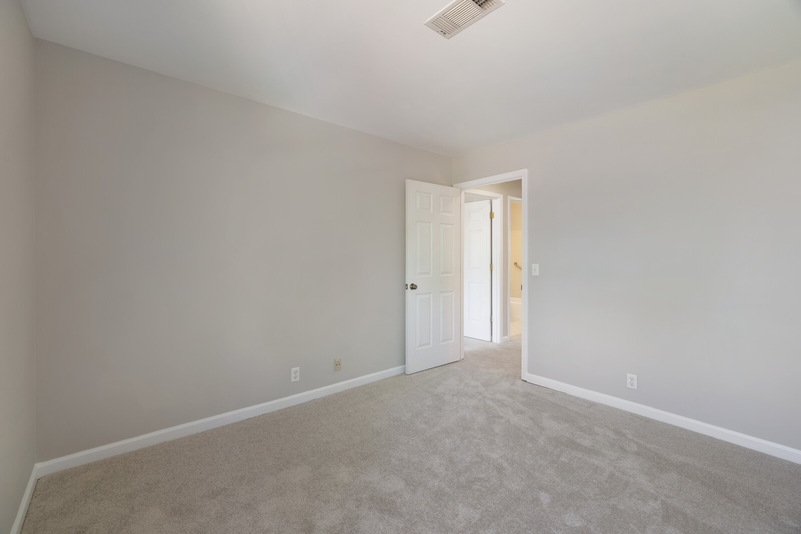 222 Westfield Drive Nashville TN 37221