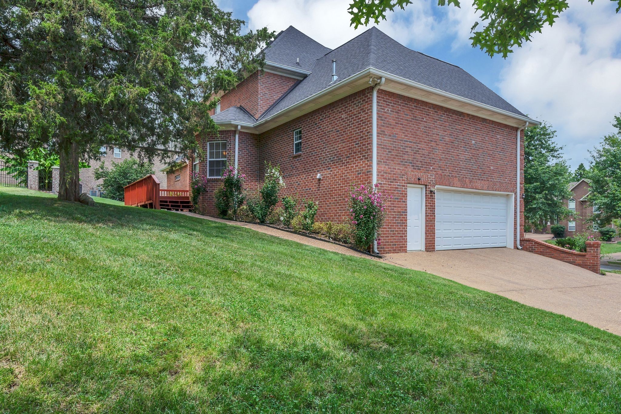 1046 Island Brook Drive Hendersonville TN 37075