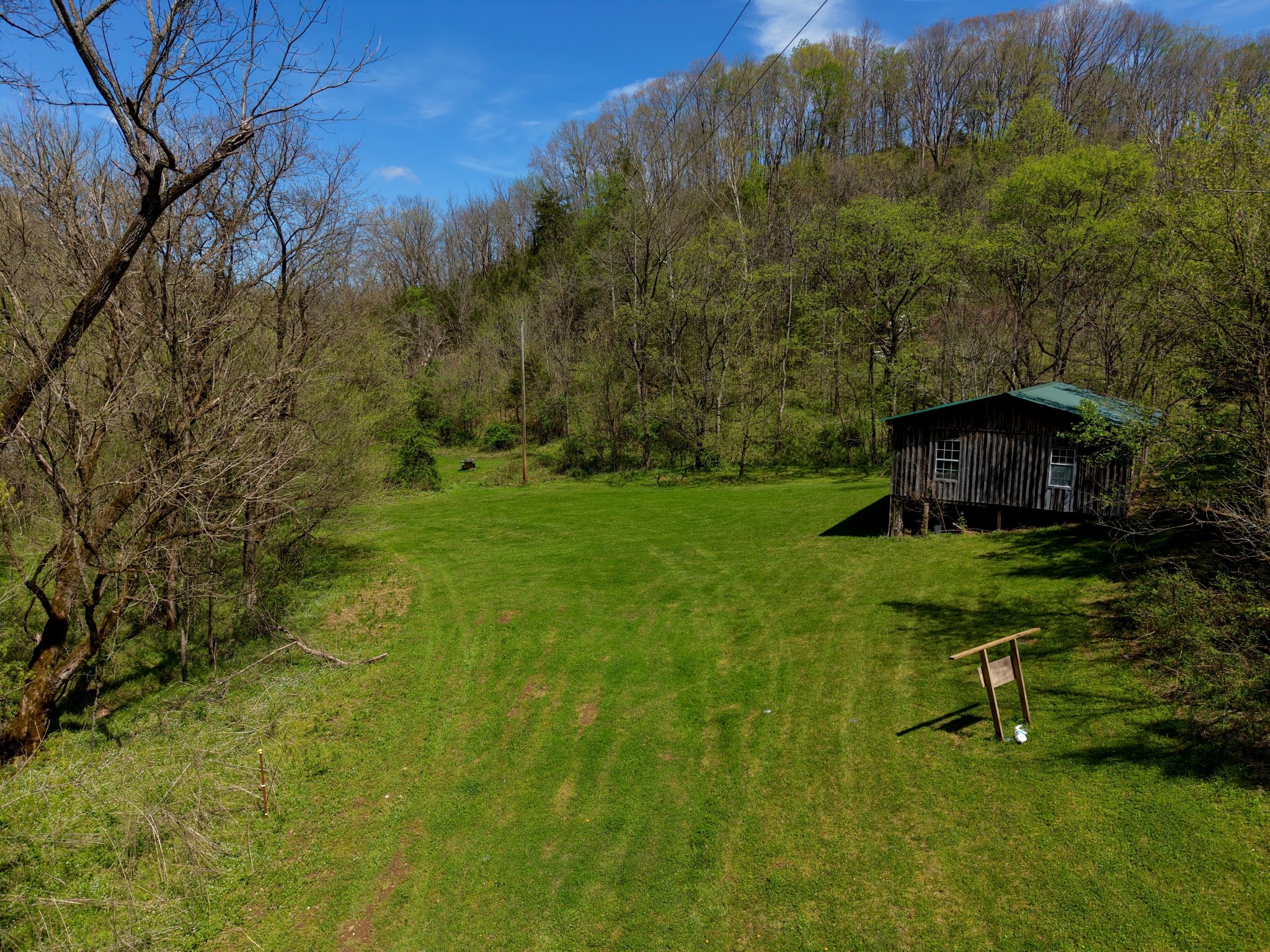 321 Peytons Creek Road Pleasant Shade TN 37145