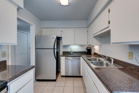 219 Hillsboro Place Nashville TN 37215