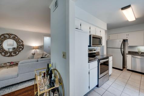 219 Hillsboro Place Nashville TN 37215