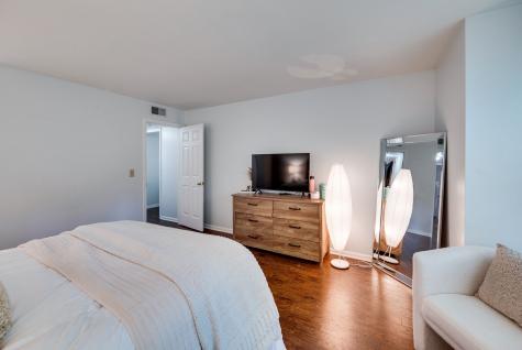 219 Hillsboro Place Nashville TN 37215