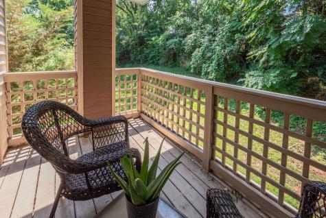 219 Hillsboro Place Nashville TN 37215