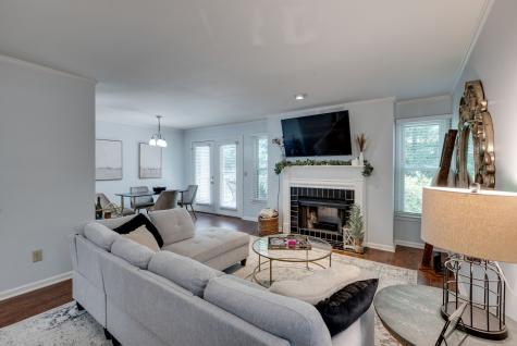219 Hillsboro Place Nashville TN 37215