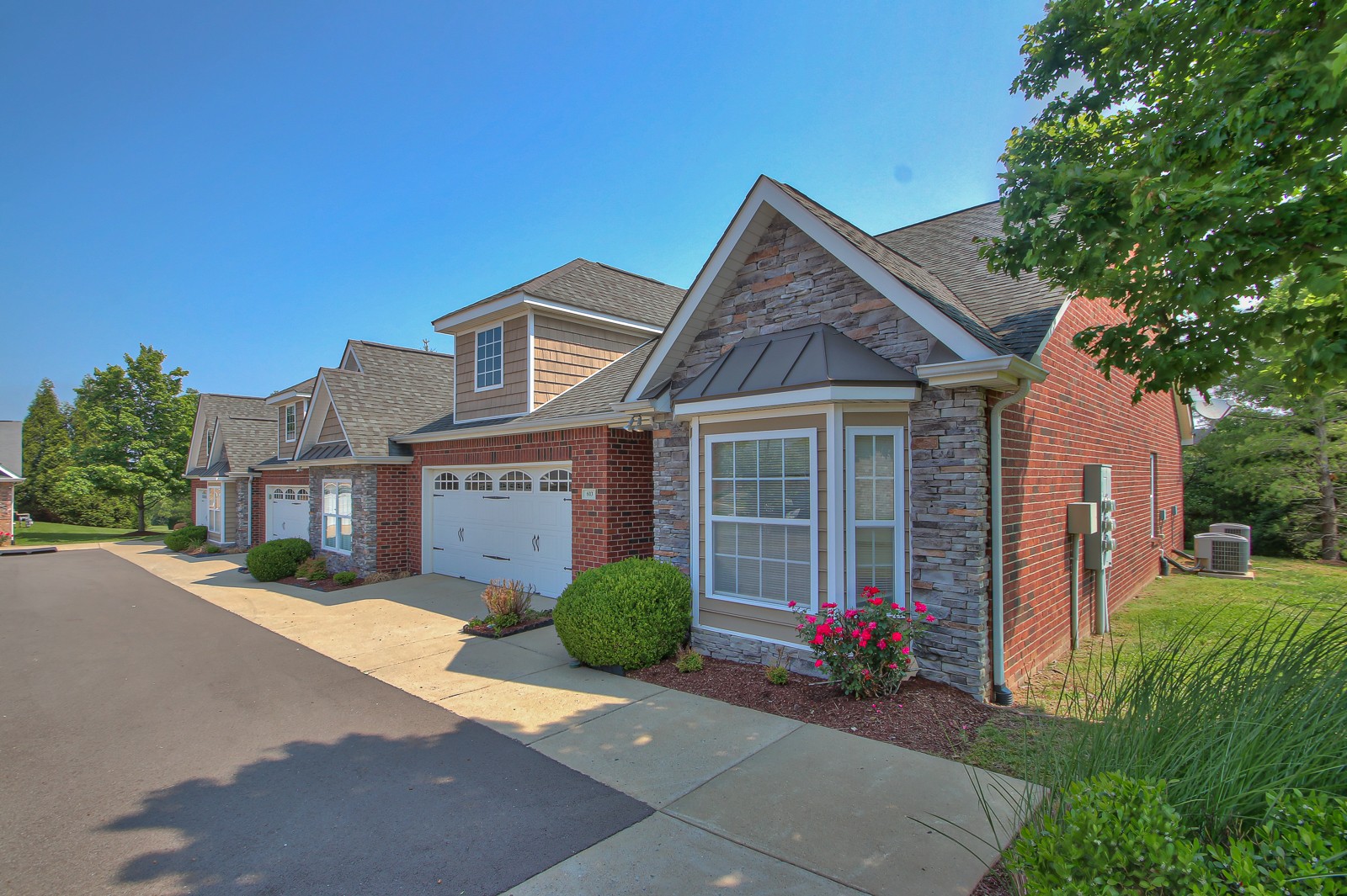 395 Devon Chase Hill Gallatin TN 37066