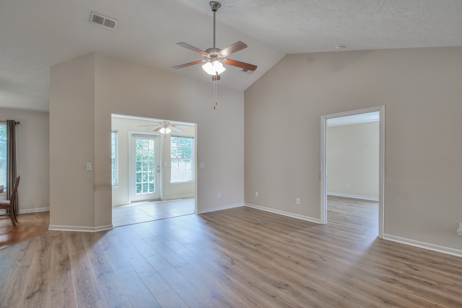 395 Devon Chase Hill Gallatin TN 37066