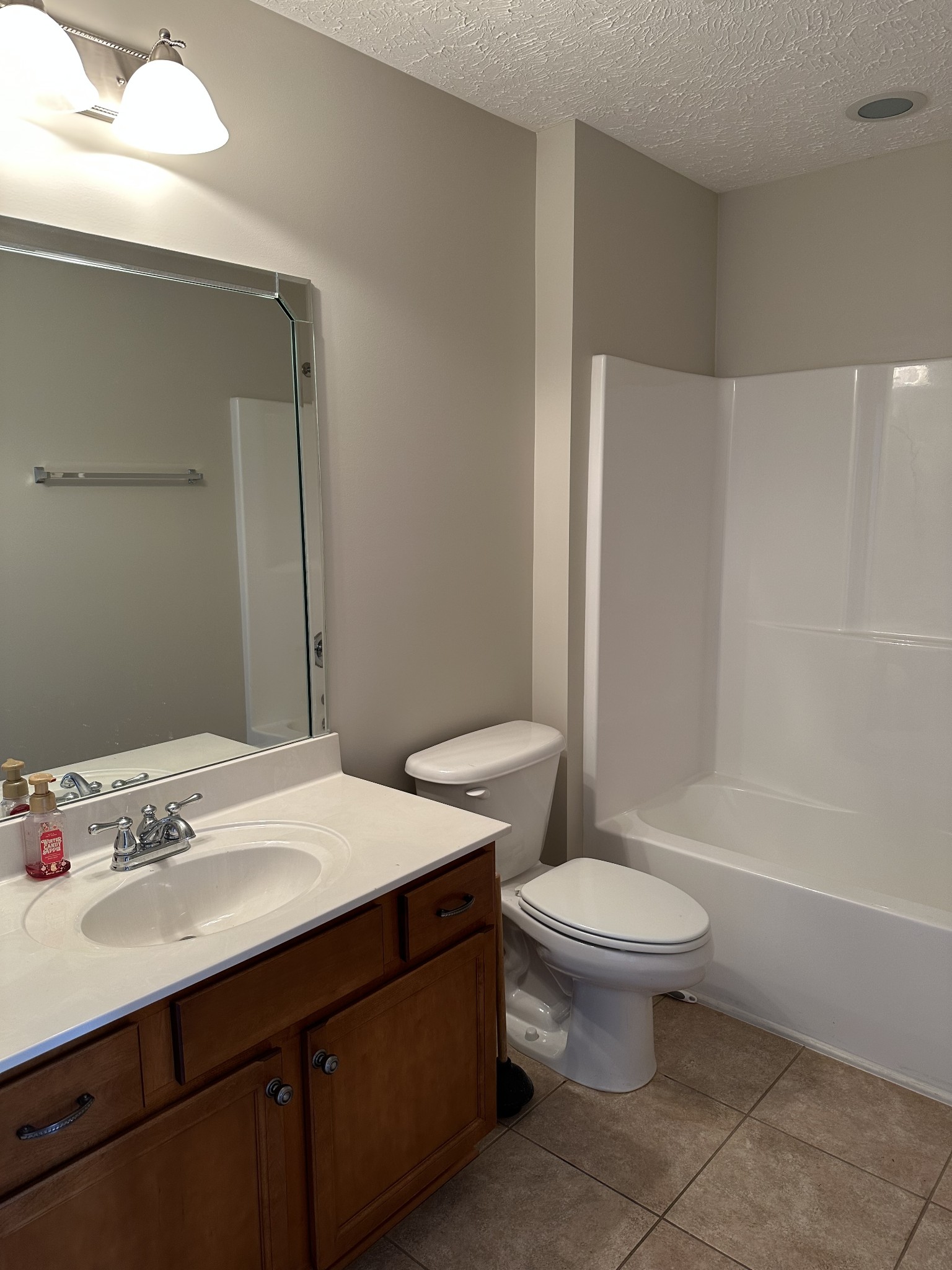 395 Devon Chase Hill Gallatin TN 37066