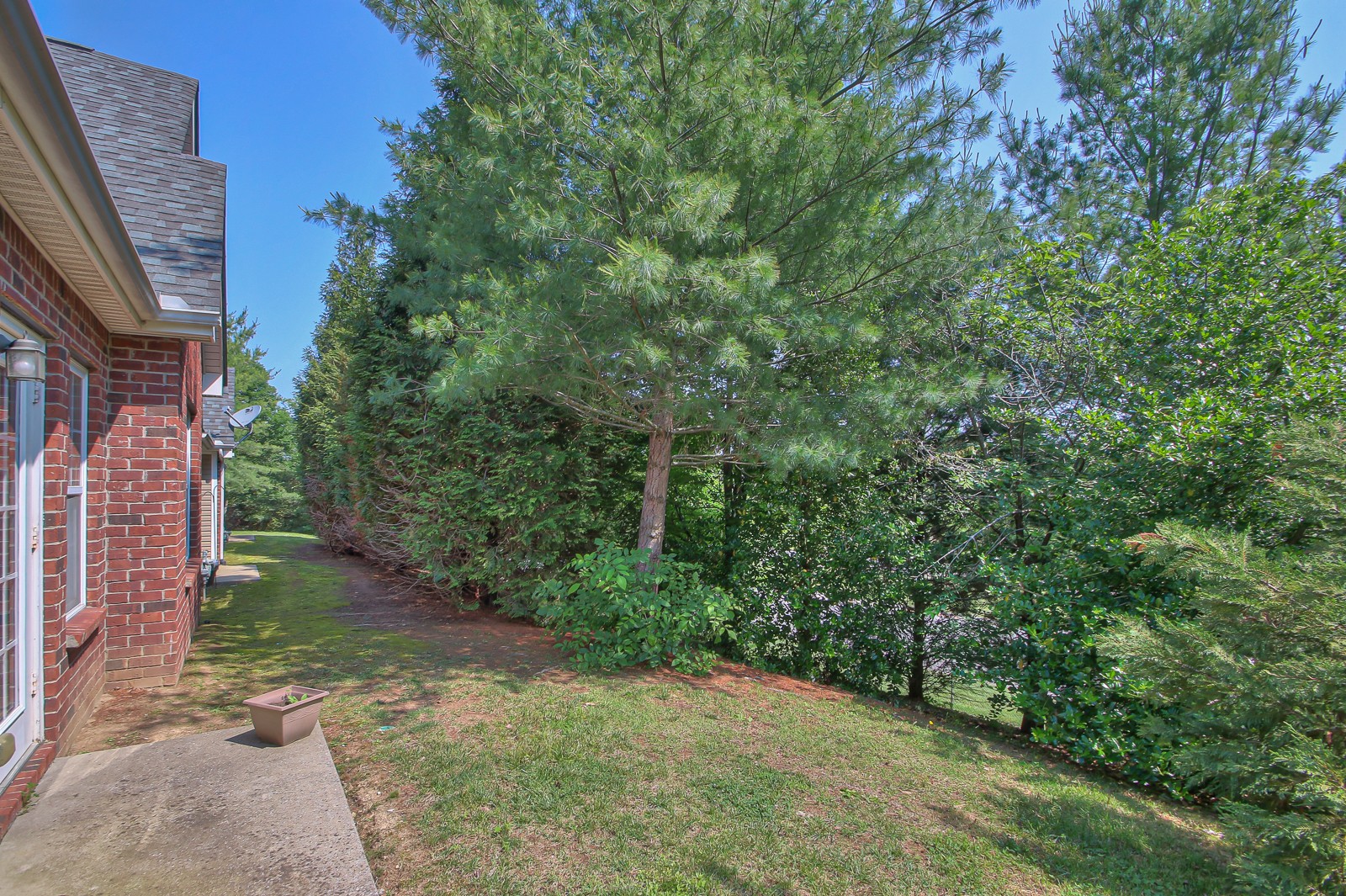 395 Devon Chase Hill Gallatin TN 37066