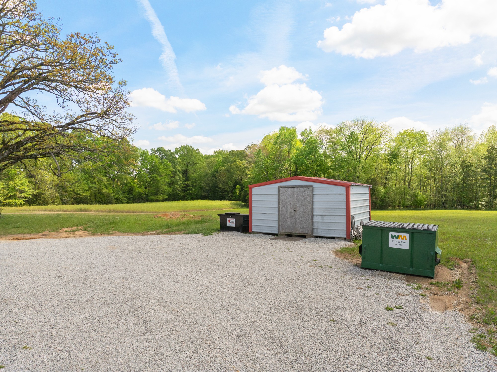2598 Tn Ave, N Parsons TN 38363