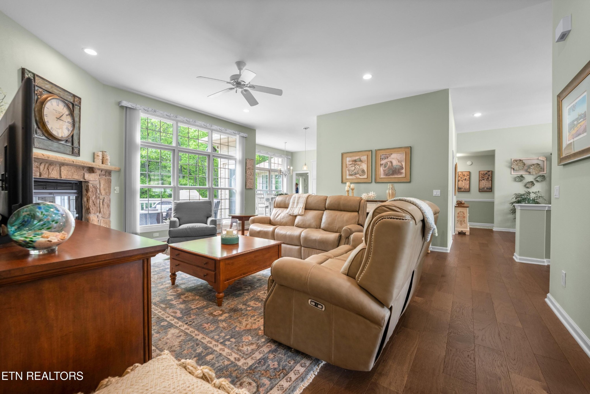12 Dewsbury Terrace Crossville TN 38558