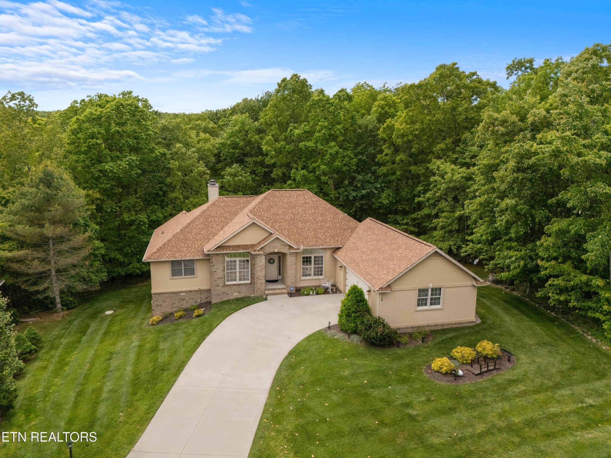 12 Dewsbury Terrace Crossville TN 38558