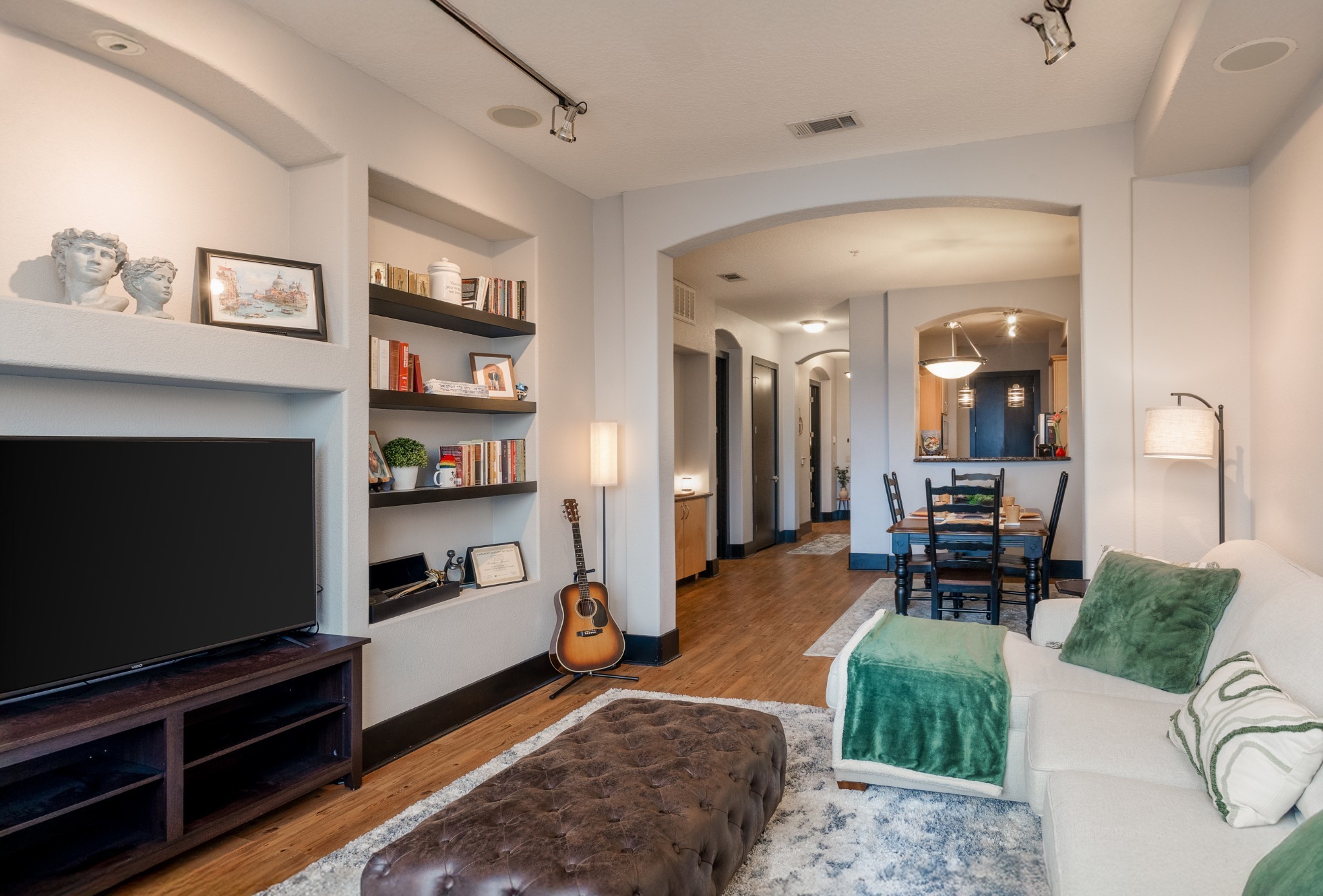 2600 Hillsboro Pike Nashville TN 37212