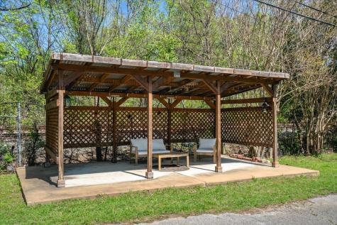615 E Parkway, S Memphis TN 38104