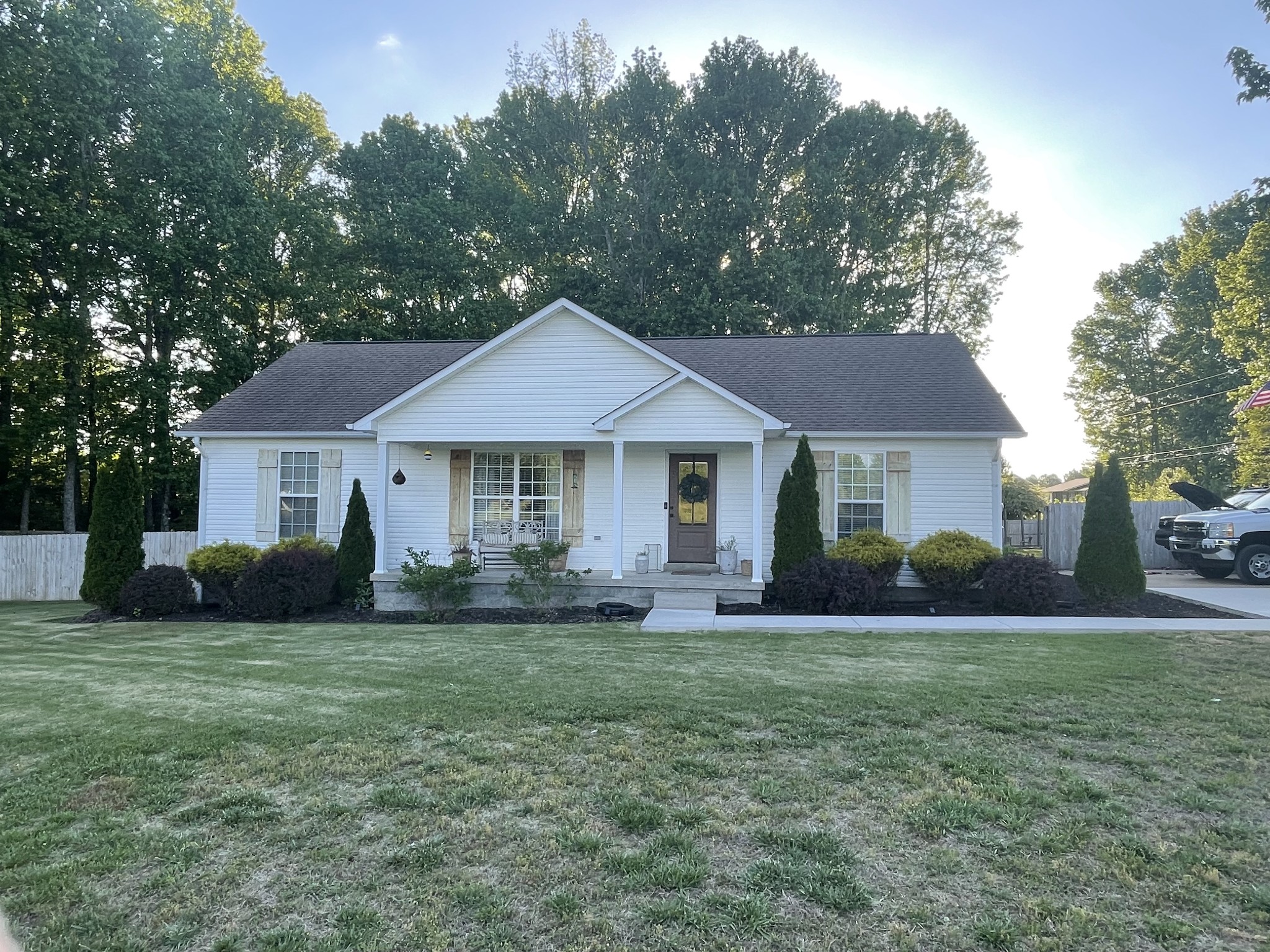101 Michael Drive Leoma TN 38468