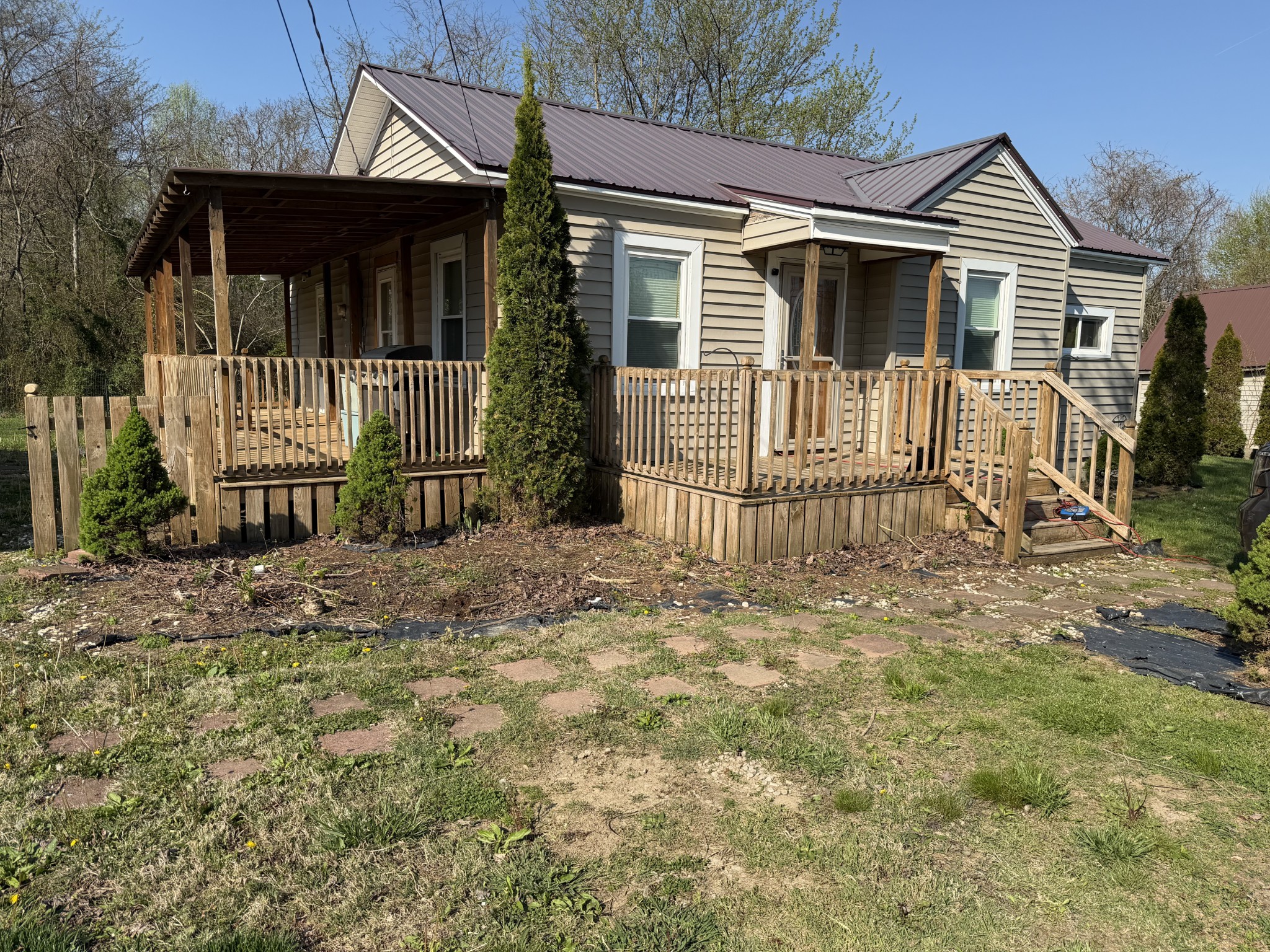 303 W Stewart Avenue Monterey TN 38574