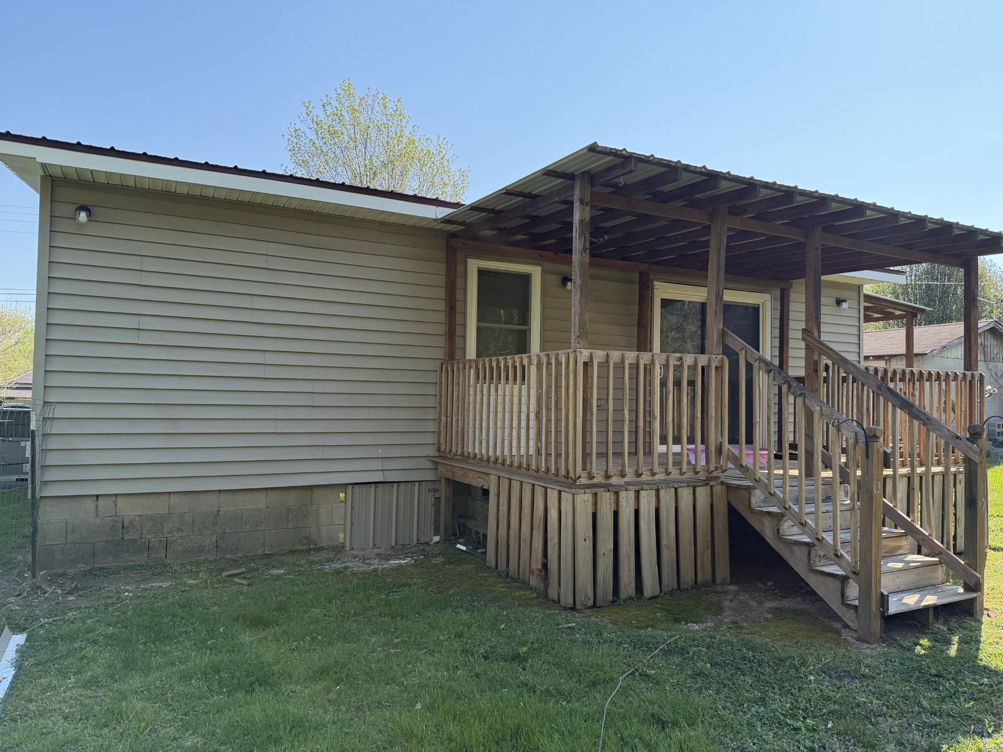 303 W Stewart Avenue Monterey TN 38574