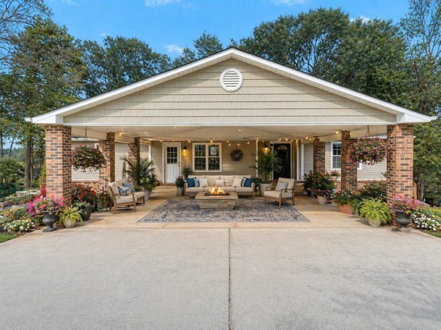 182 Loop Drive Winchester TN 37398