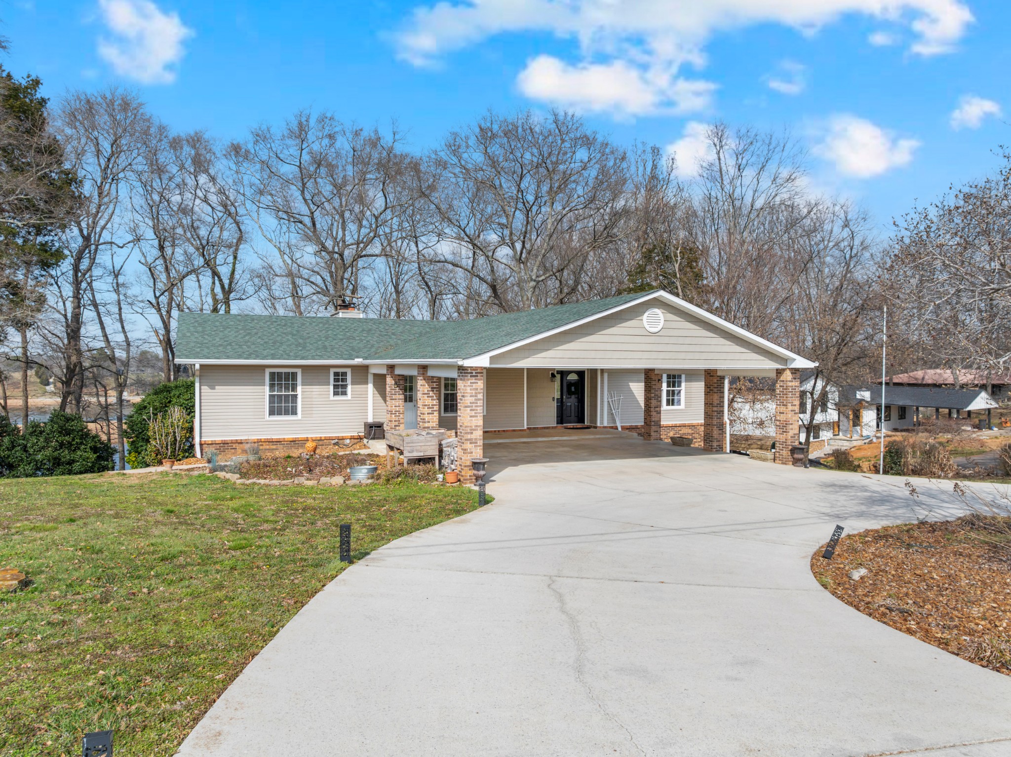 182 Loop Drive Winchester TN 37398