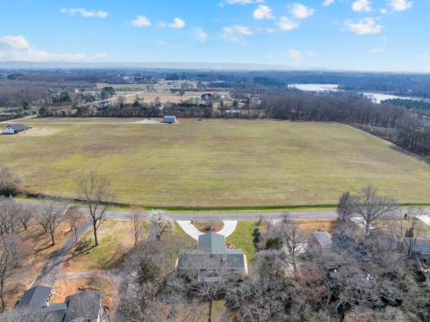 182 Loop Drive Winchester TN 37398