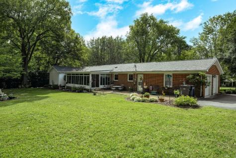 12111/2 Whitney Drive Columbia TN 38401