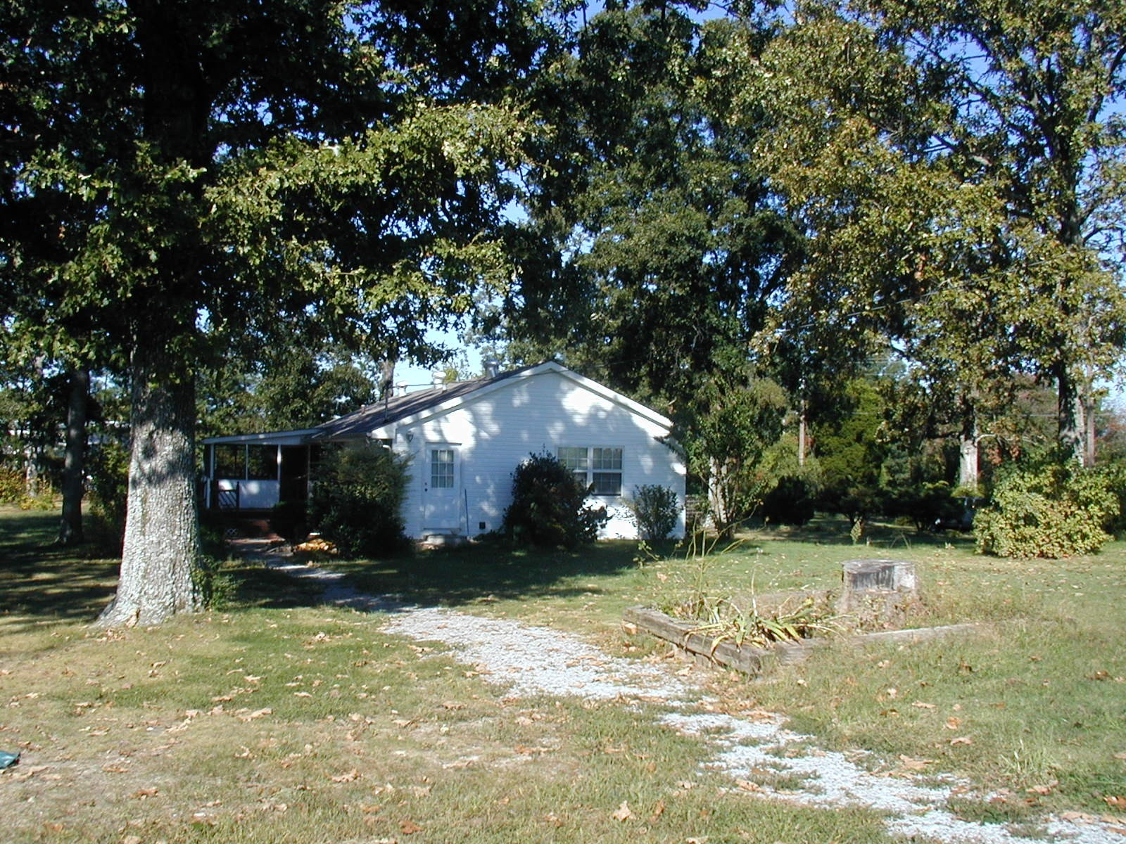 1030 Abiff Road Bon Aqua TN 37025