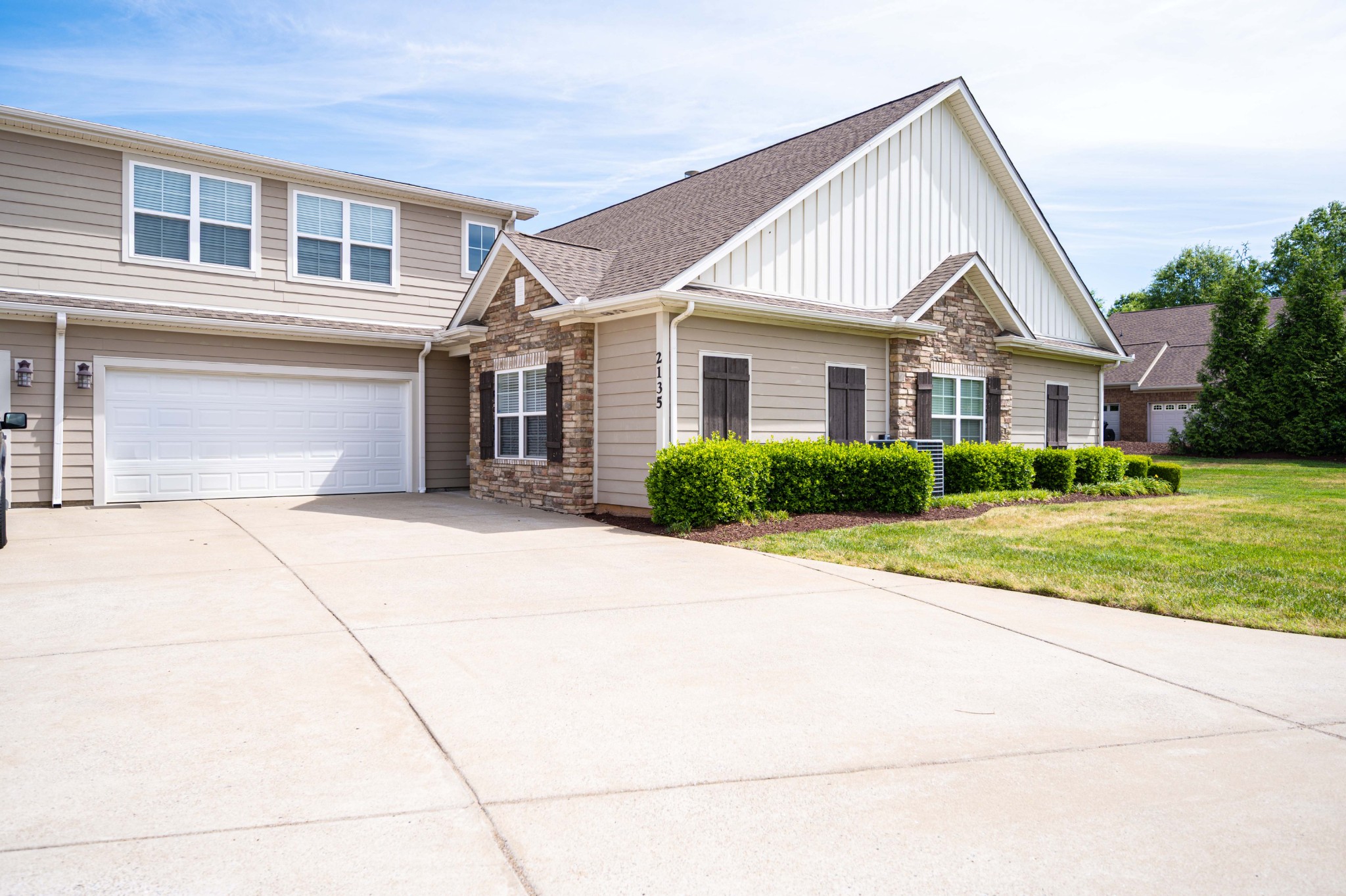 2135 Stonecenter Lane Murfreesboro TN 37128