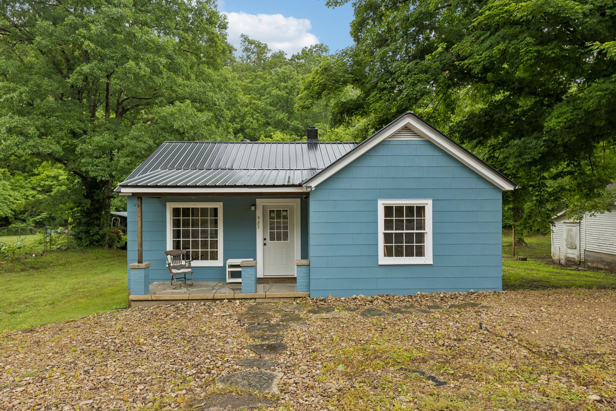 923 Highway 100, W Centerville TN 37033
