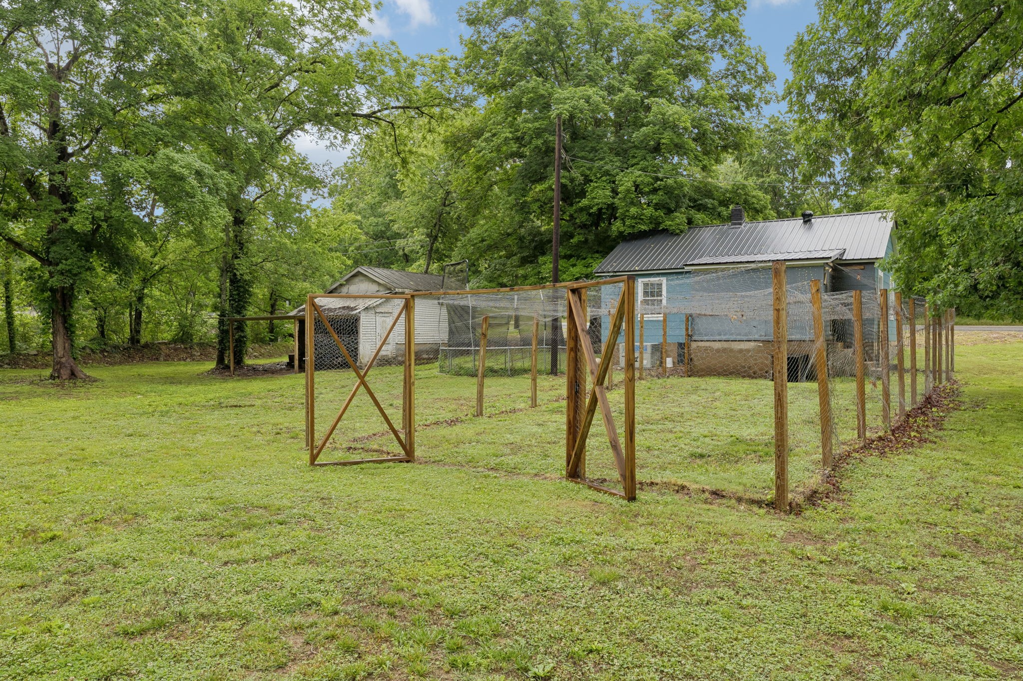 923 Highway 100, W Centerville TN 37033