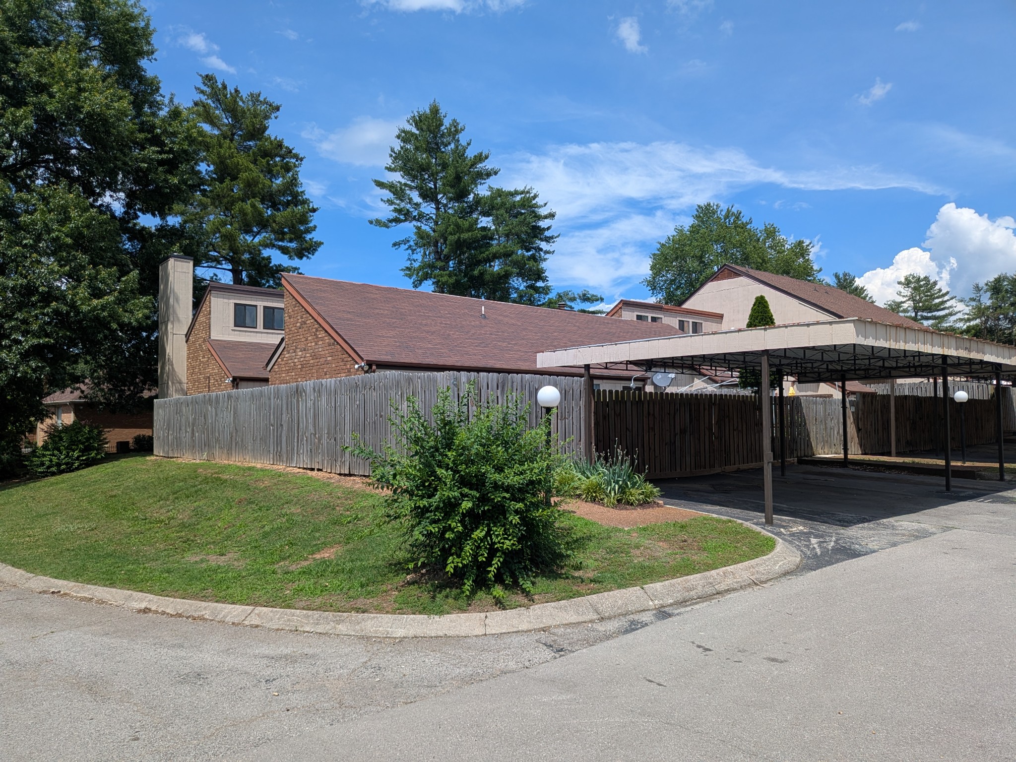916 Old Fountain Place Hermitage TN 37076