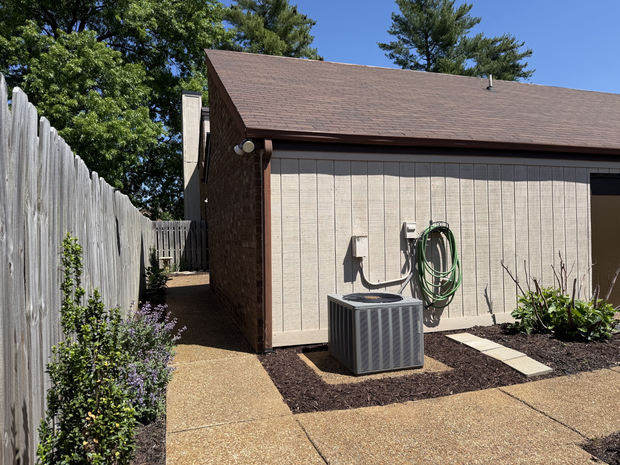 916 Old Fountain Place Hermitage TN 37076