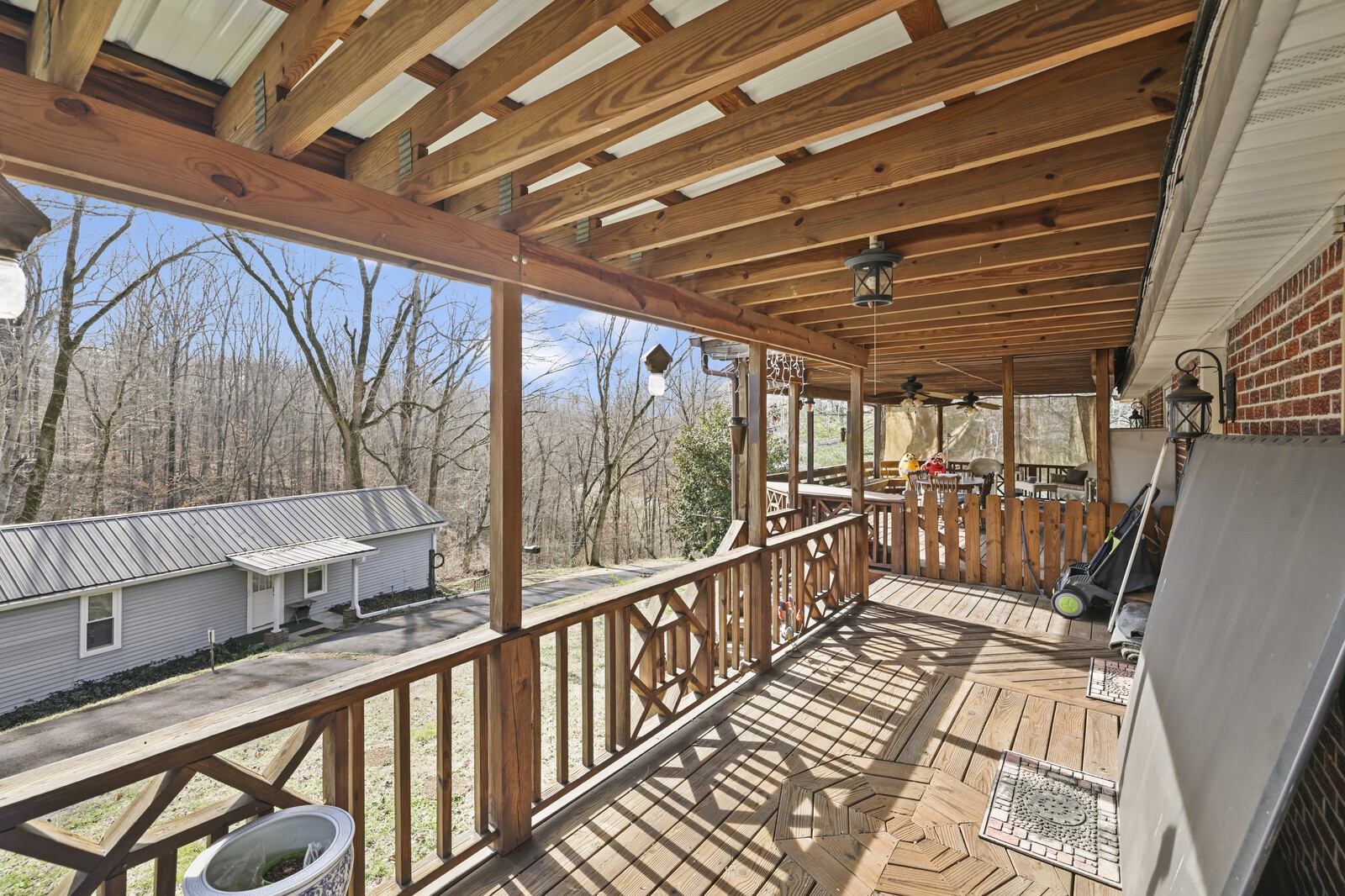 498 Highway 100 Centerville TN 37033