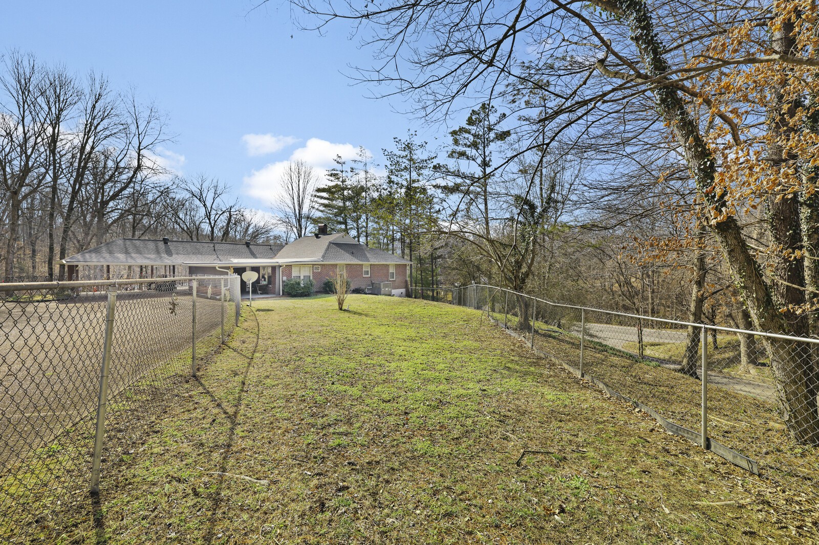 498 Highway 100 Centerville TN 37033