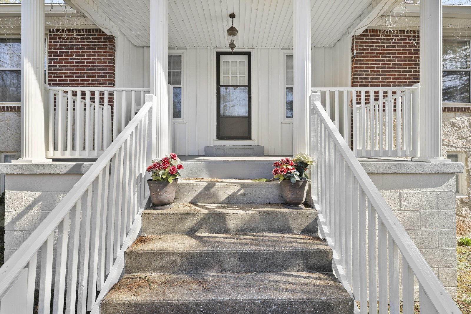 498 Highway 100 Centerville TN 37033