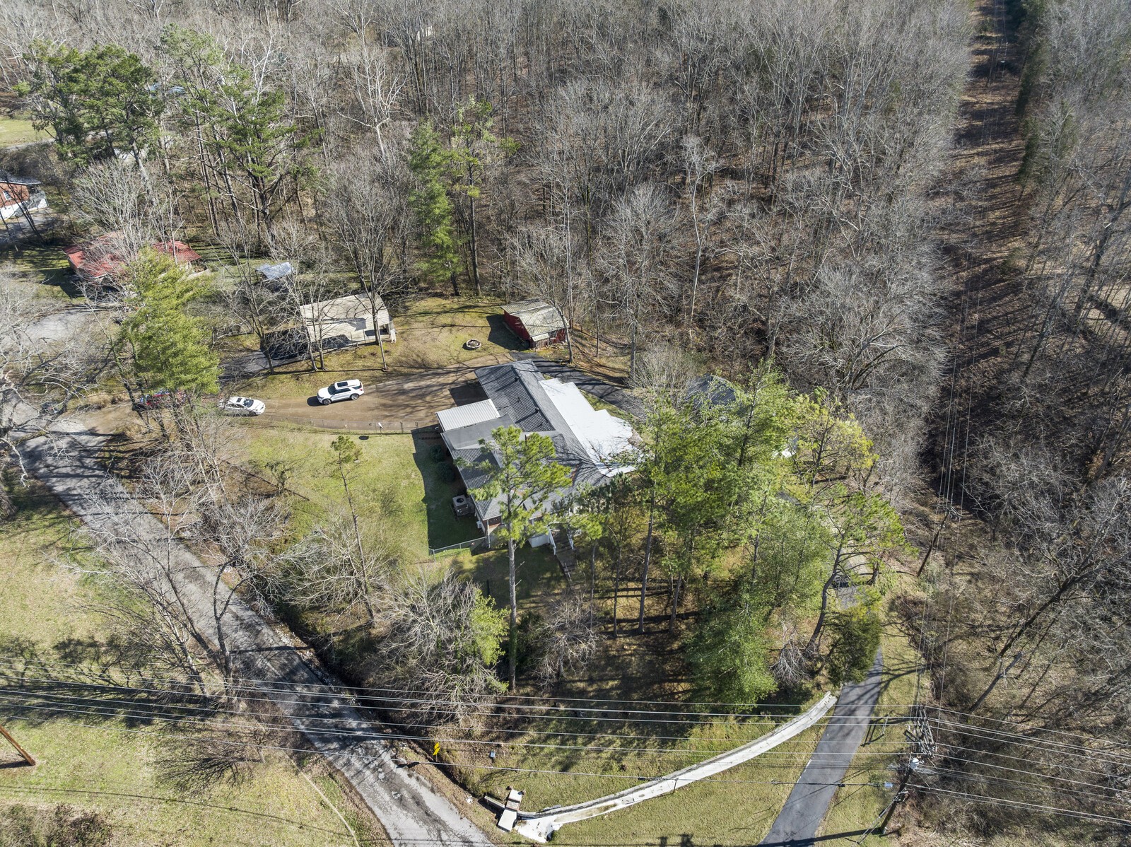 498 Highway 100 Centerville TN 37033