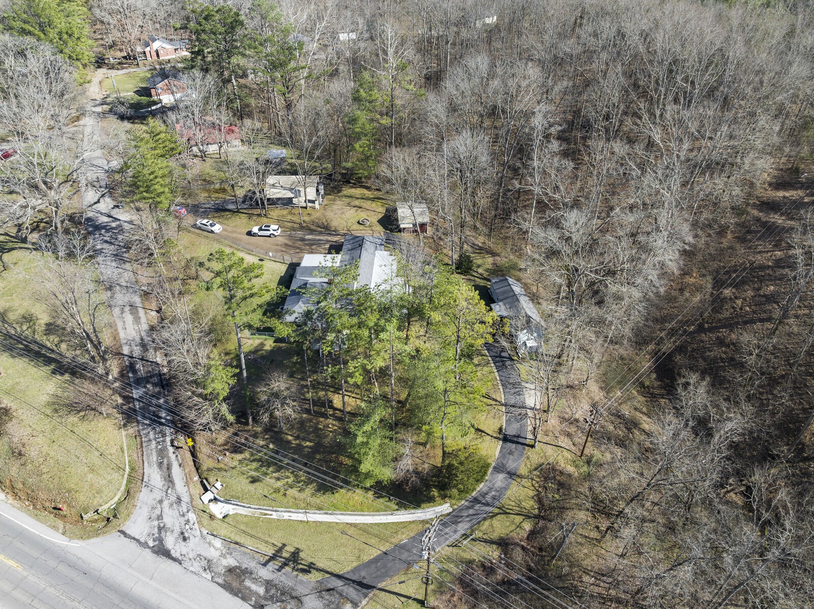 498 Highway 100 Centerville TN 37033