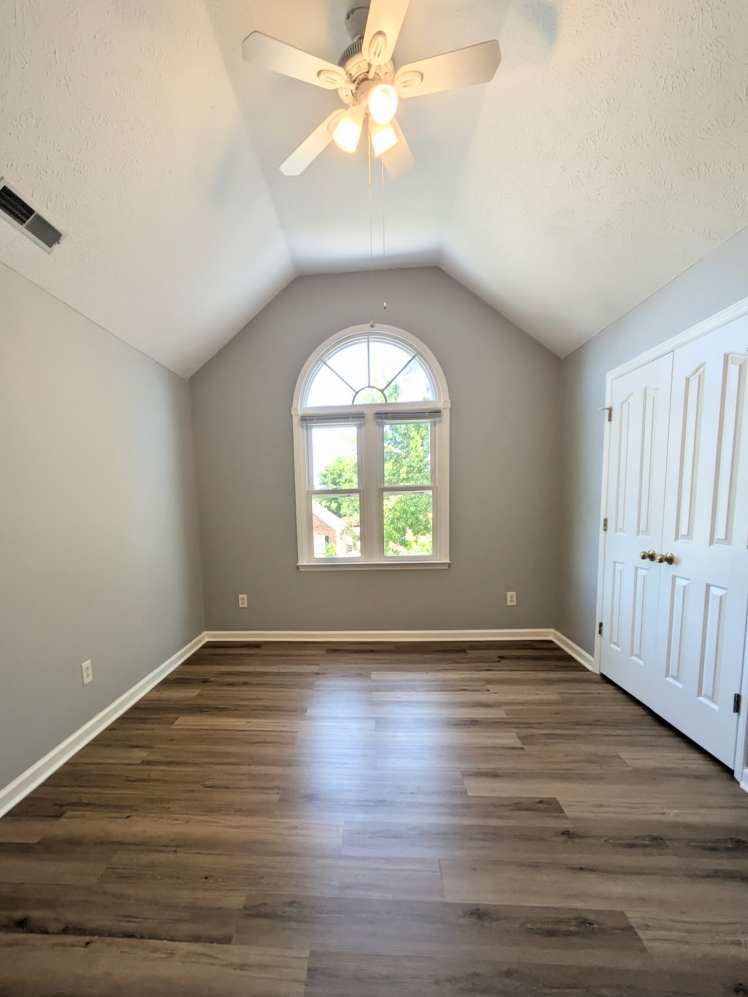 313 Castlemere Court Murfreesboro TN 37130