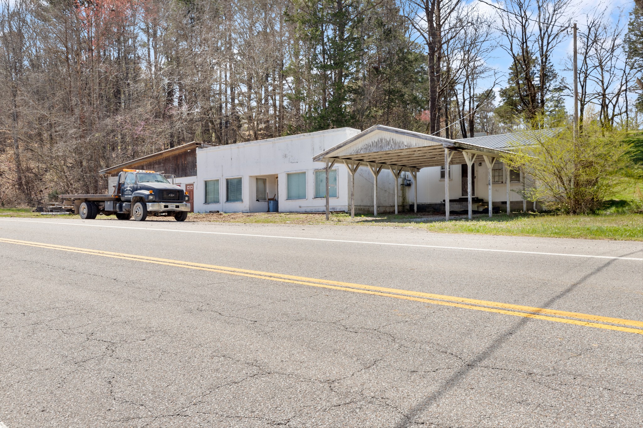 5391 Highway 13, N Waverly TN 37185