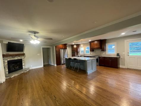 4467 Highway 431, N Springfield TN 37172