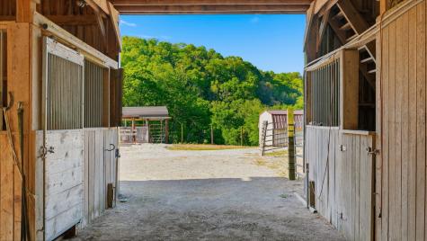 138 Cross Creek Drive Manchester TN 37355
