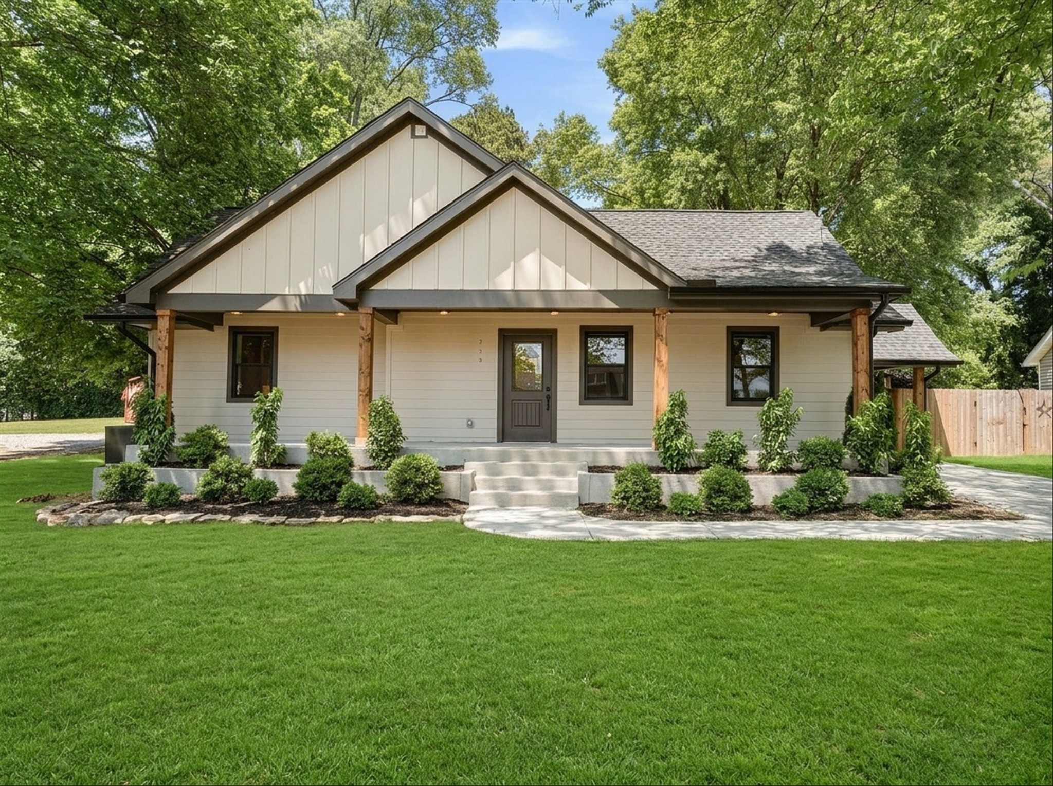 213 5th Avenue Columbia TN 38401