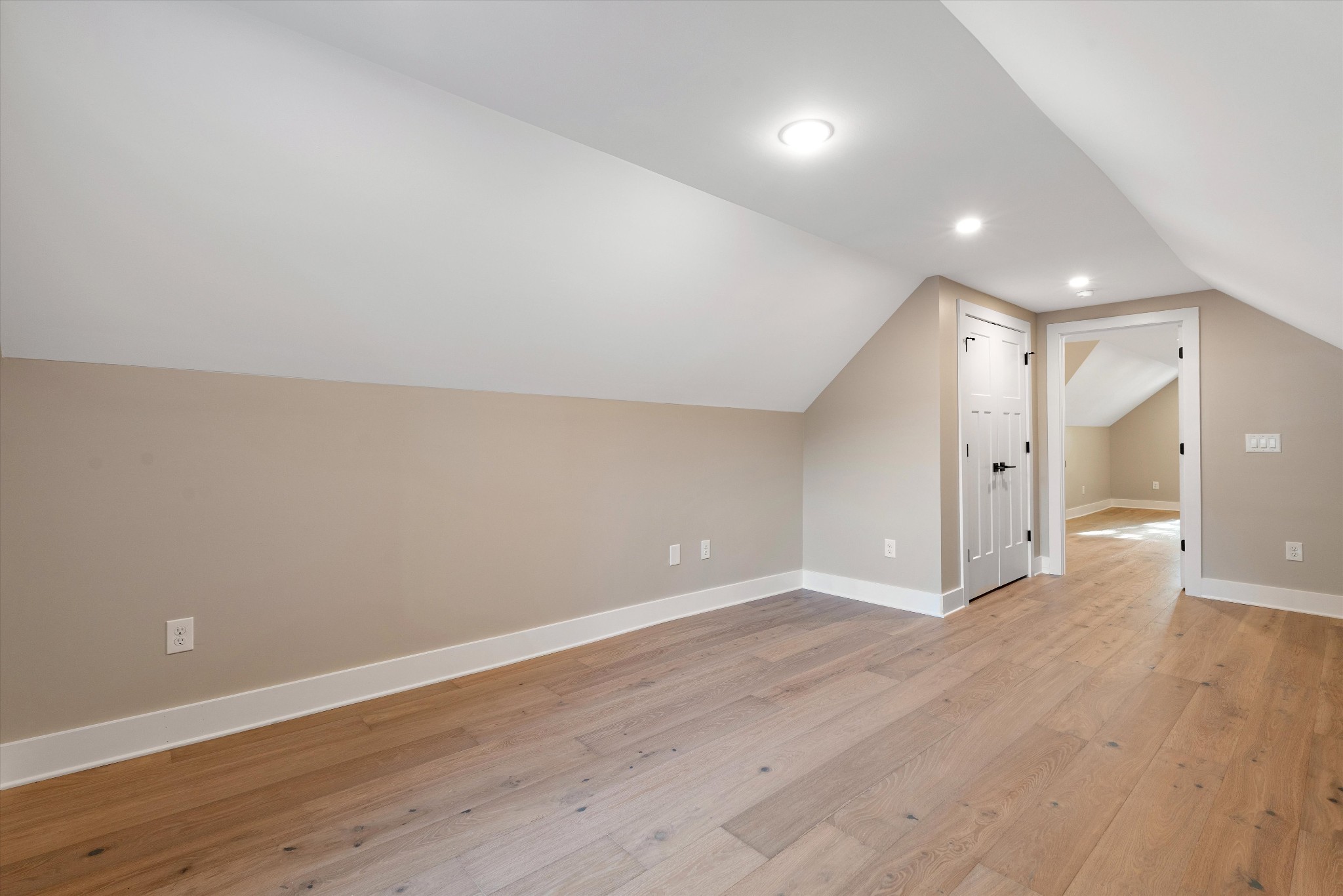213 5th Avenue Columbia TN 38401