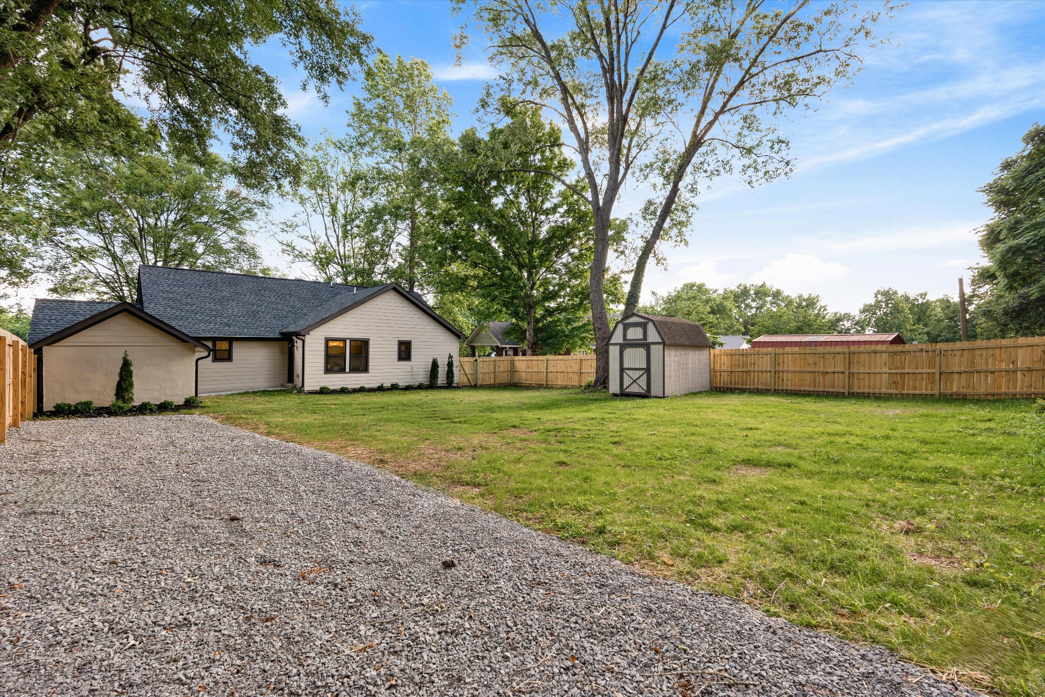 213 5th Avenue Columbia TN 38401
