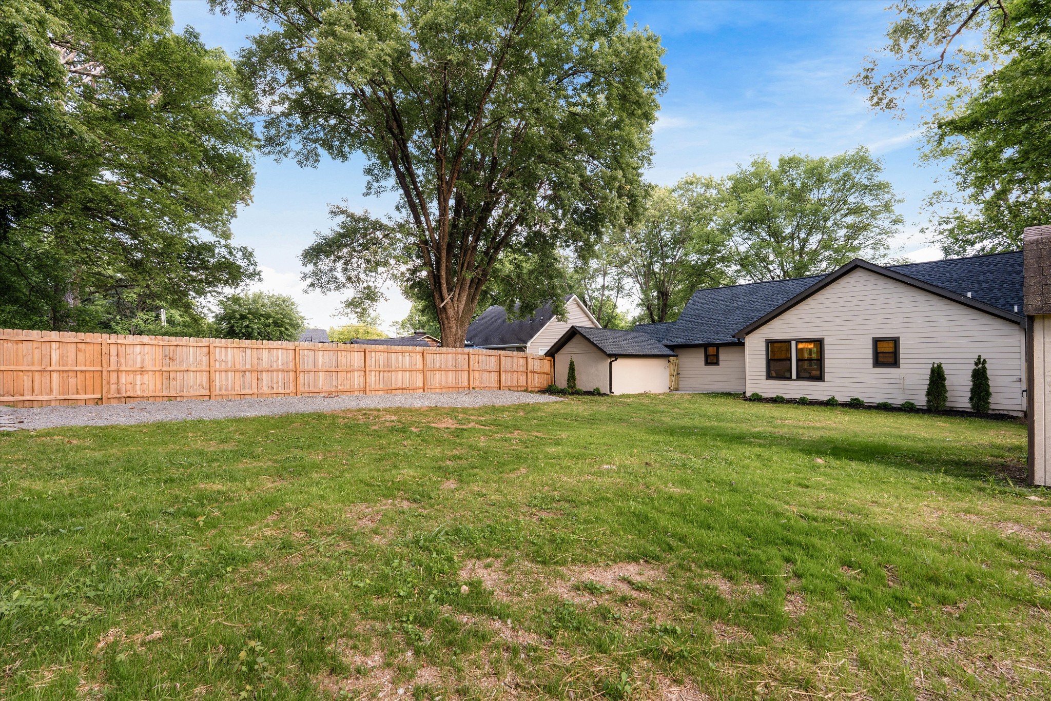 213 5th Avenue Columbia TN 38401