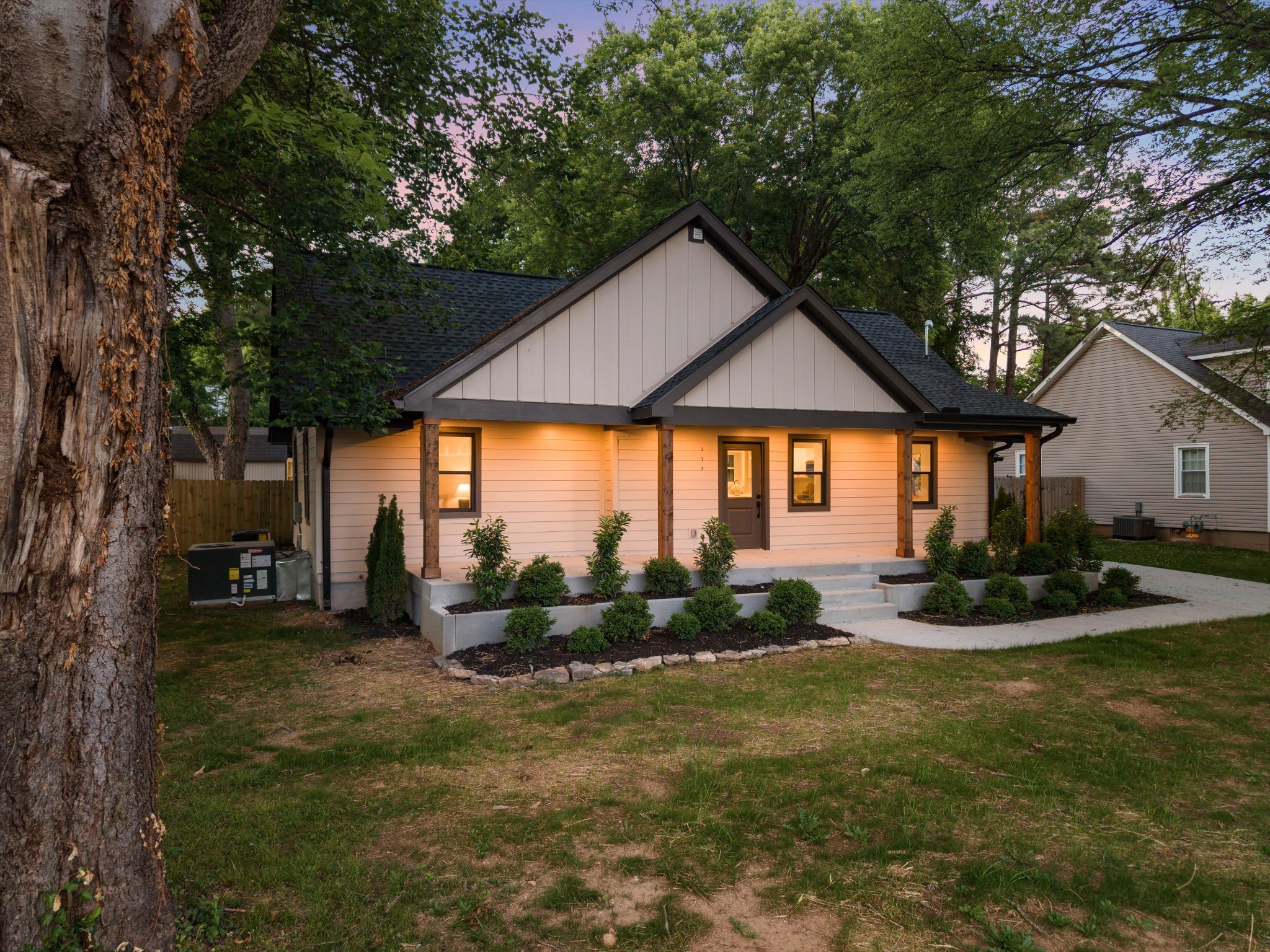 213 5th Avenue Columbia TN 38401